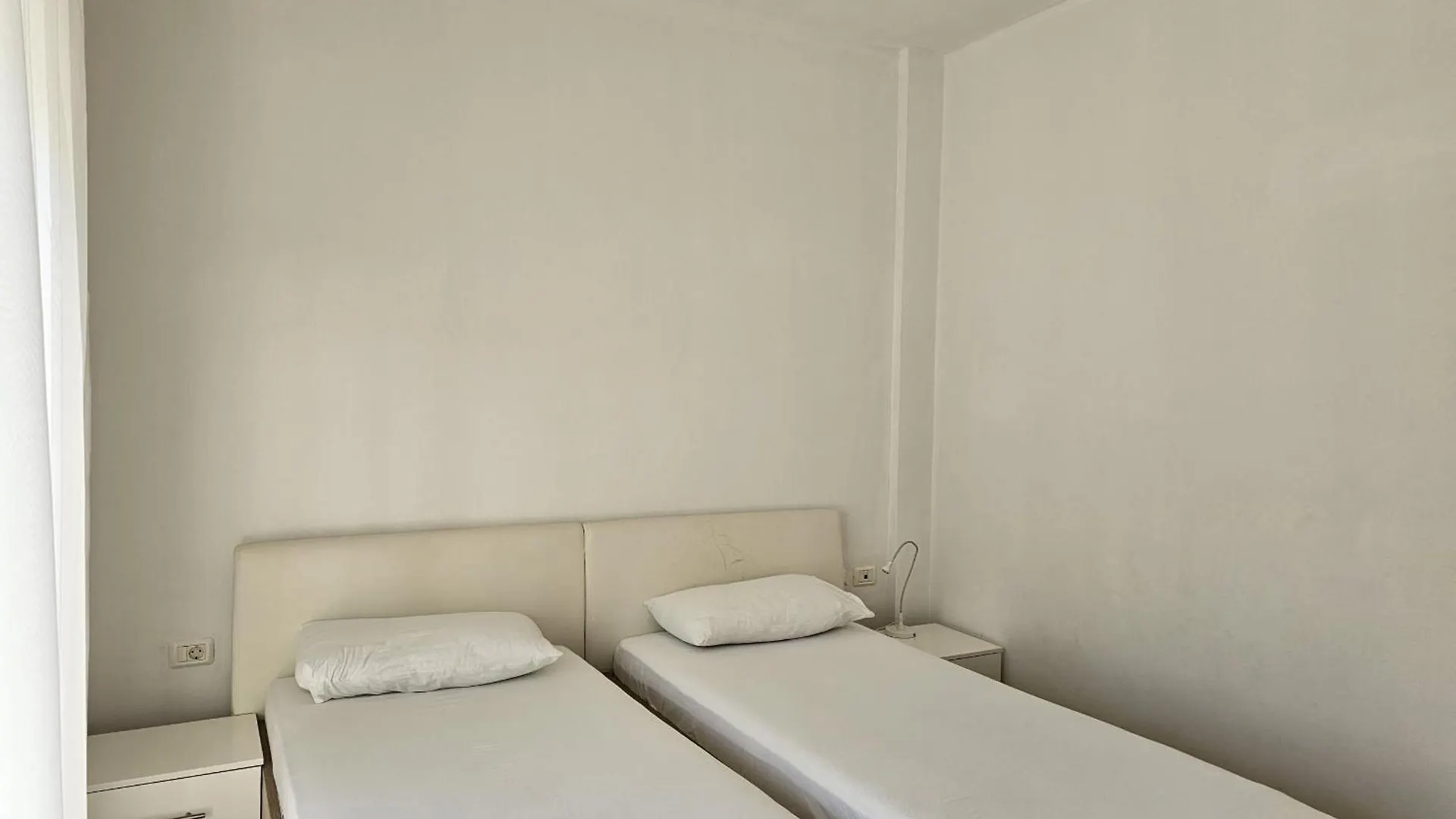 Svein Apartment Saranda
