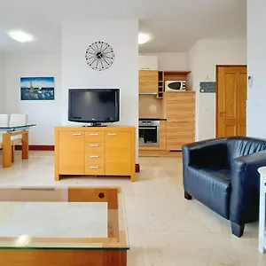 Carica Apartament Slatine