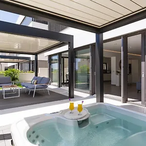 Shell Luxury Residences With Pool And Whirlpool Apartament Zadar